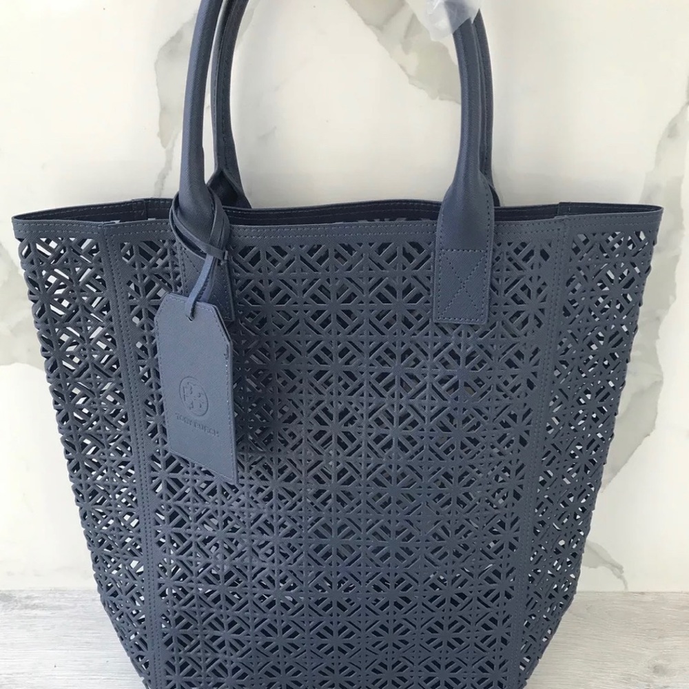 🆕 TORY BURCH | | Perforated Navy Tote Bag Purse